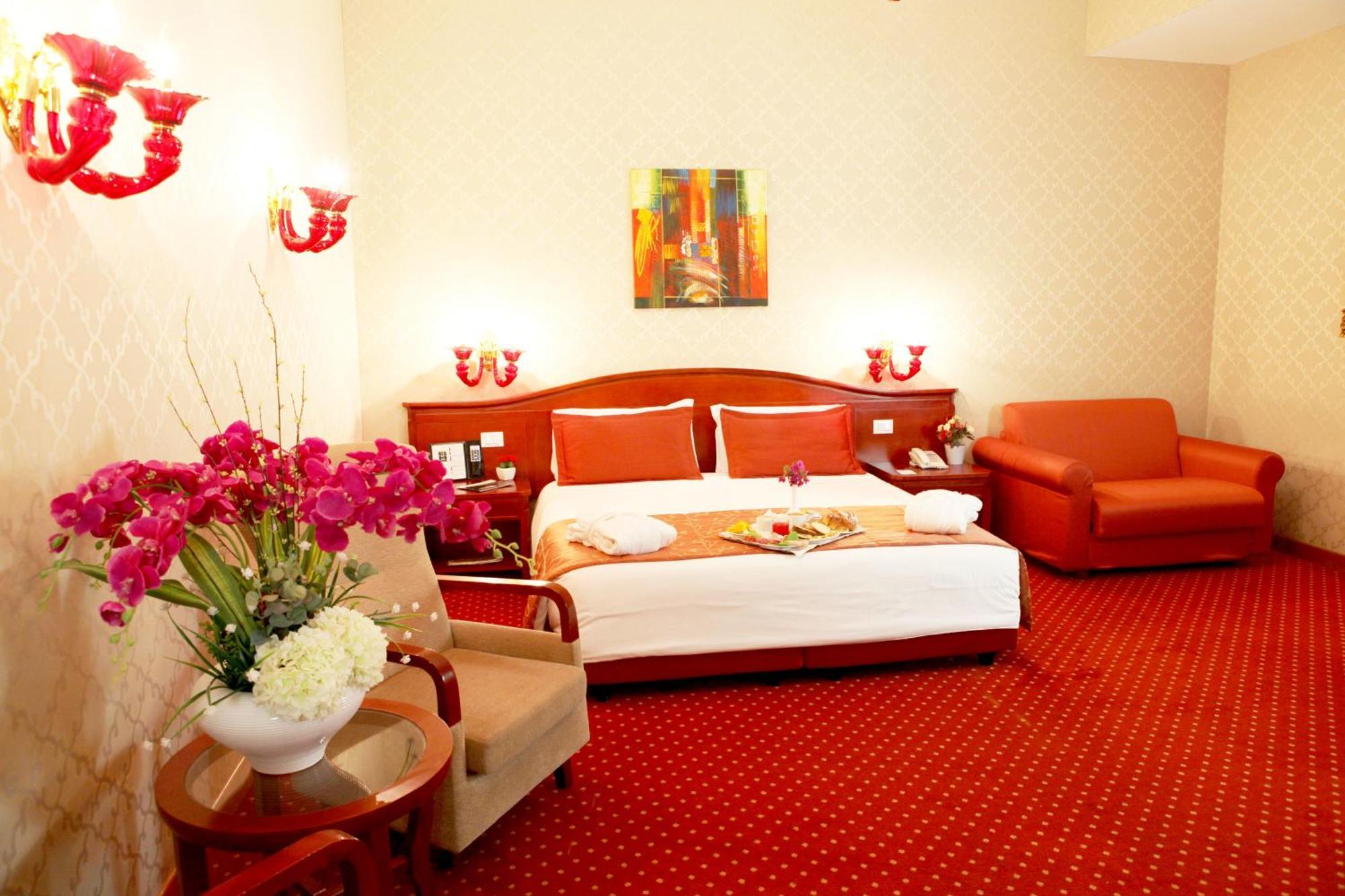 Augusta Lucilla Palace Roma Rom bilde